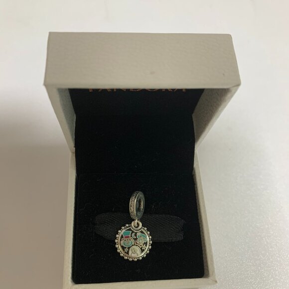 Pandora Halloween 2023 Haunted Mansion Hitchhiking Ghosts Charm - Picture 3 of 4